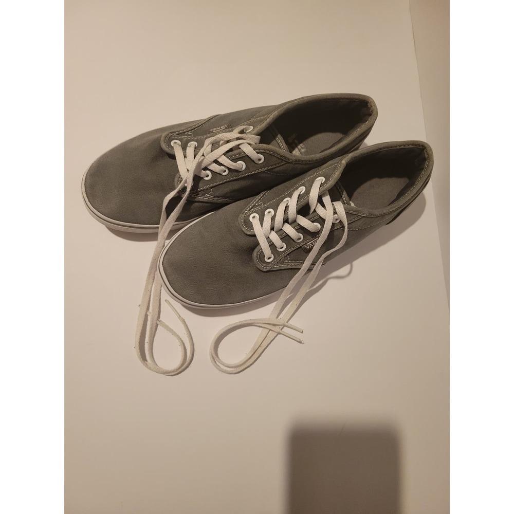 Women's Vans - Lace Up - Gray - Size 7.5